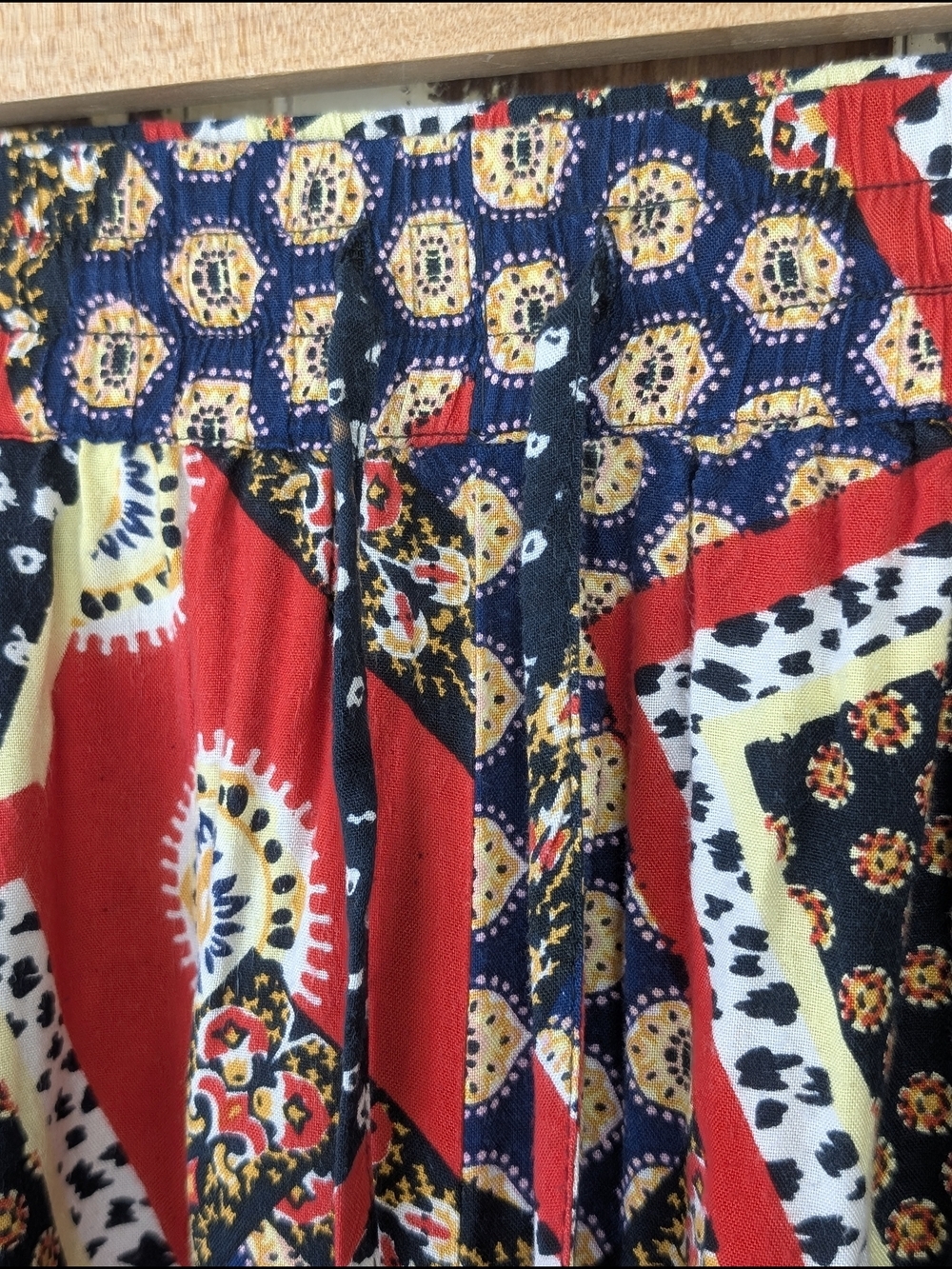 Y2K Vintage Rayon Scarf Print Wide Leg Pants Small Cropped Boho Casual Summer - Picture 5 of 9